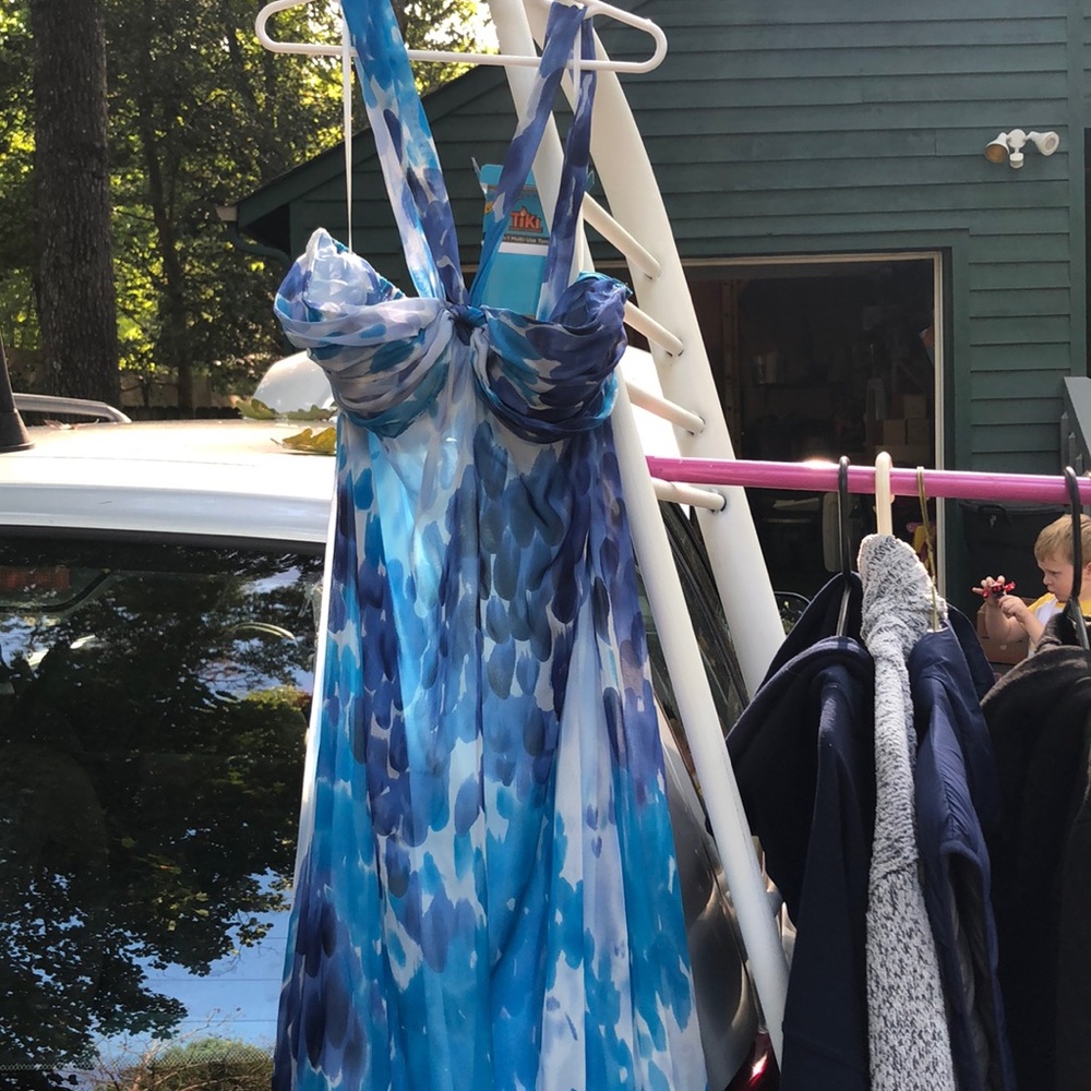 Size small evening dress. Blue shades floor length